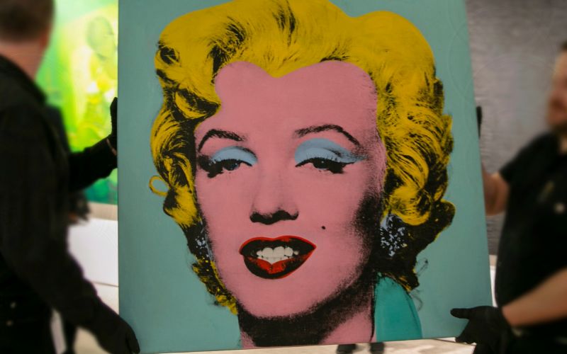 Obra icnica de Warhol bate recorde em leilo