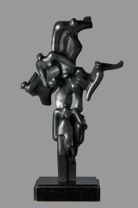 Figuras no espaço,Bronze 220x145x60cm-1991